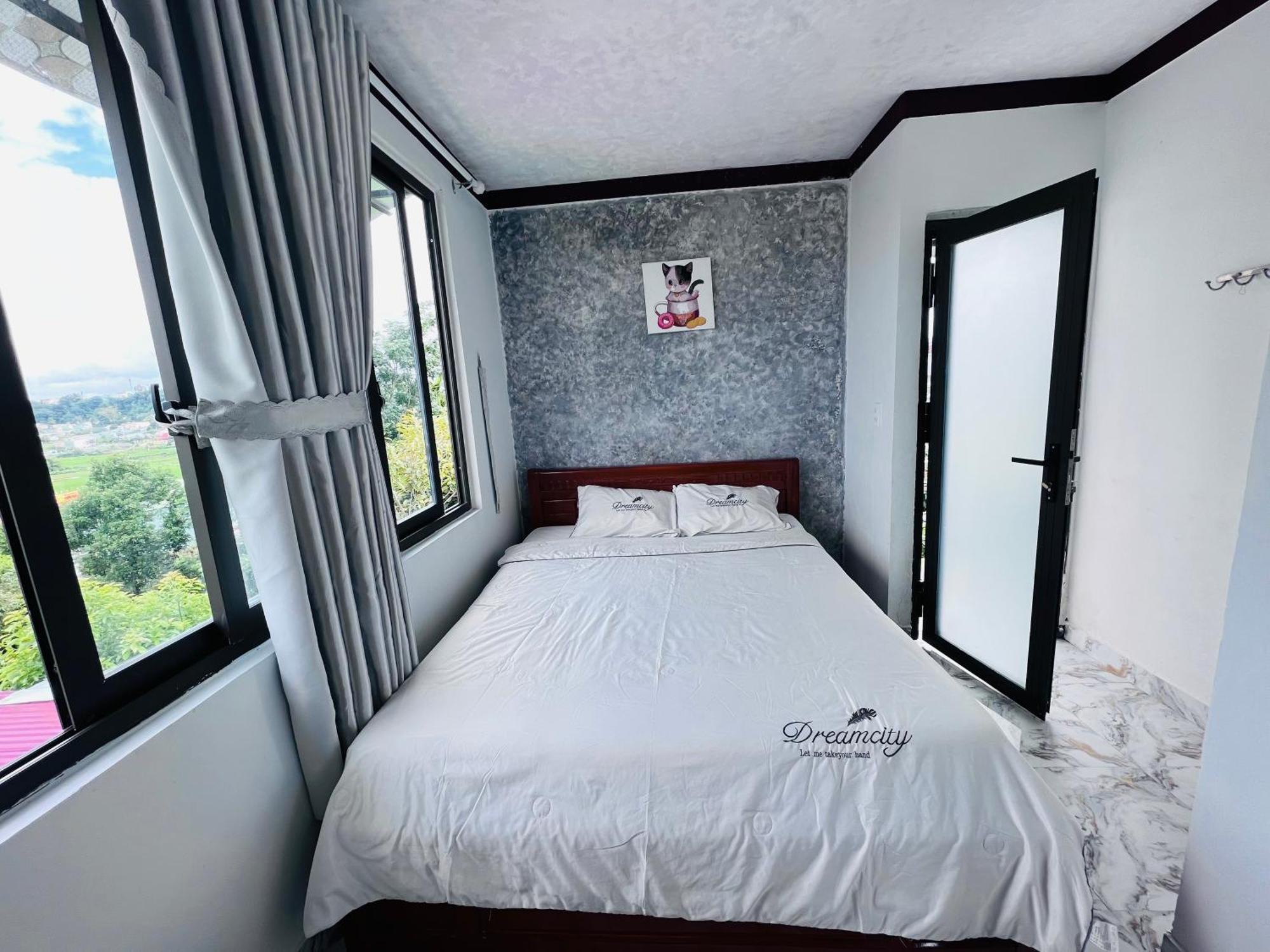 Gio Homestay - Pleiku Extérieur photo