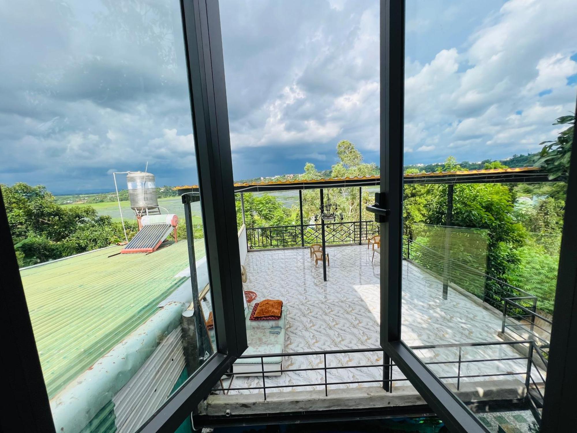 Gio Homestay - Pleiku Extérieur photo